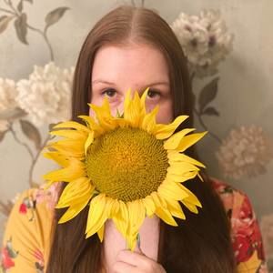 Meet your Posher, Emilee